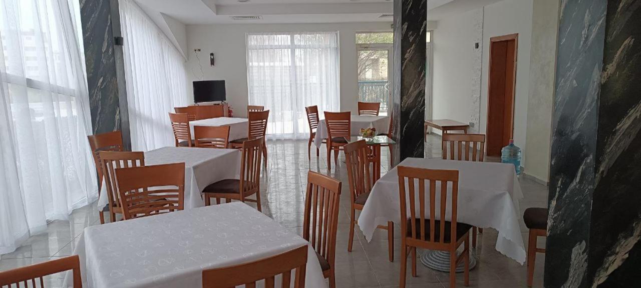 Hotel Yo Saints Constantine and Helena Екстер'єр фото